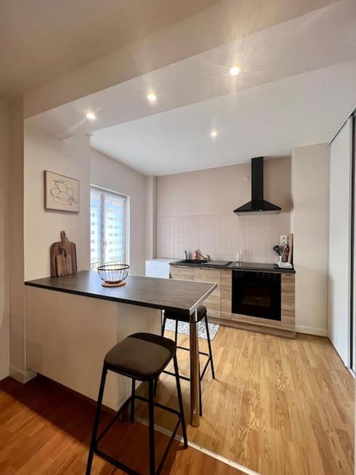 Casa Cloutiers #4 - Joli & Cosy T2 Avec Clim Parking - Hyper Centre Brive Apartment Екстериор снимка